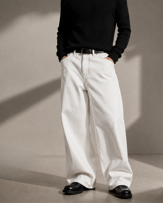 Loose Fit Jeans • white